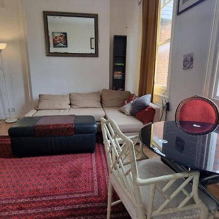 Extra Large One Bedroom Flat With Parking Londra Esterno foto